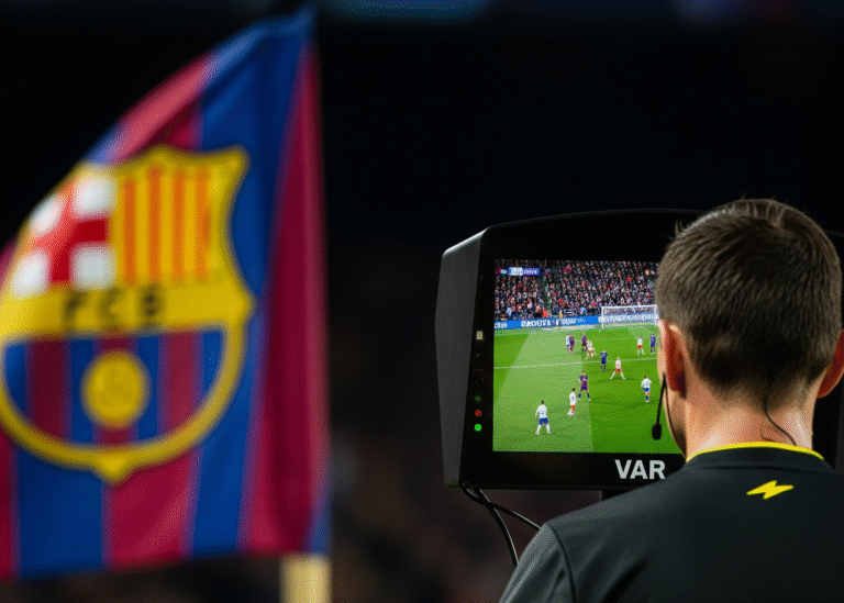 VAR en Liga : Le FC Barcelone en tête des décisions favorables, la polémique enfle