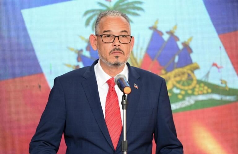 7 février : l’État parle, le peuple attend