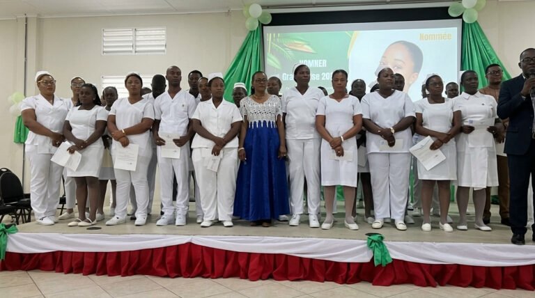 Grand’Anse : 85 professionnels de la santé, dont 40 infirmières(iers), reçoivent leur nomination