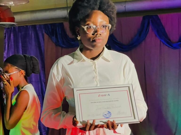 Eloquentia Jacmel 2026 : Lore Haidare Thibaud conquiert le public et le jury