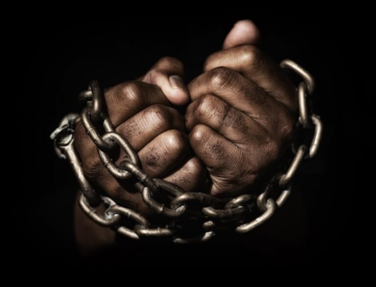 Pourquoi certaines injustices valent-elles des milliards et d'autres de simples excuses ?