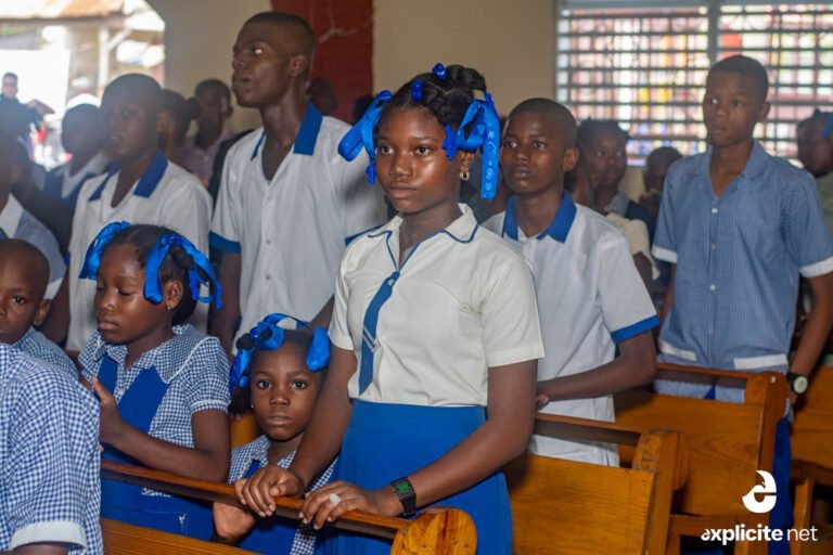 L'École à tout prix : Pourquoi la réouverture des classes est une urgence nationale
